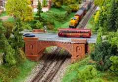 Railway/road bridge