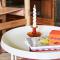  Hay - Flare candle holder