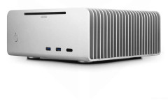 Streacom FC8 ALPHA Fanless Chassis Silver, Extruded Aluminum, with Optical slot