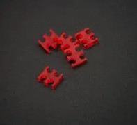 King Mod Services Kabelkam 4 hål 3mm Röd 5 st (ZUUV-158)