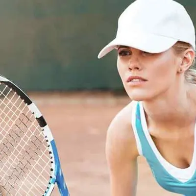 Spela tennis och badminton
