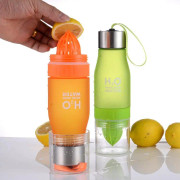 Citronfruktsaftpressflaska