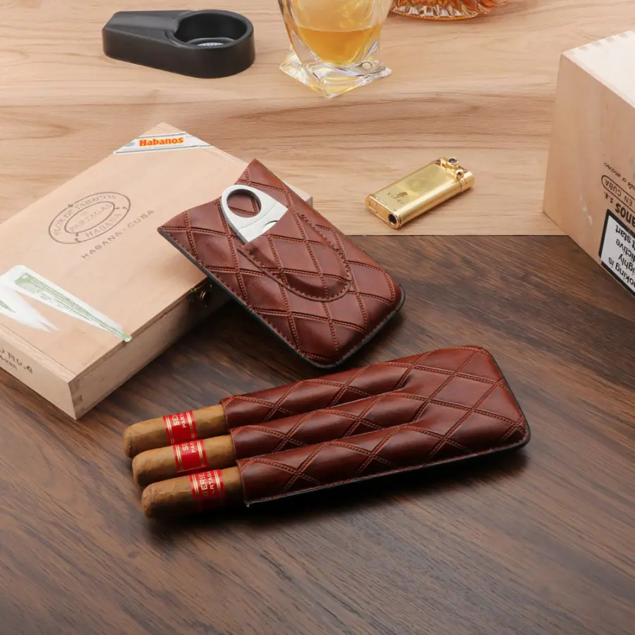Lyxigt cigarrfodral för 3 cigarrer