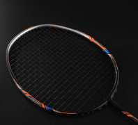 Professionella badmintonracketar med hel kolfiber