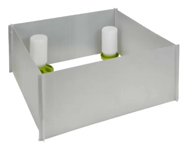 Poultry chick brooding pen plastic