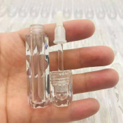Tomma läppglans tuber polygon transparent läppbalsam