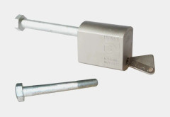 Motorlås för utombordare BEMA UBL-1, klass 3, för fastbultade motorer (40 - 400 hk) + bult 160 mm (passar aktertjocklek 107.5 - 127.5 mm)
