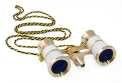 Levenhuk Broadway 325F Opera Glasses (with LED light and chain)