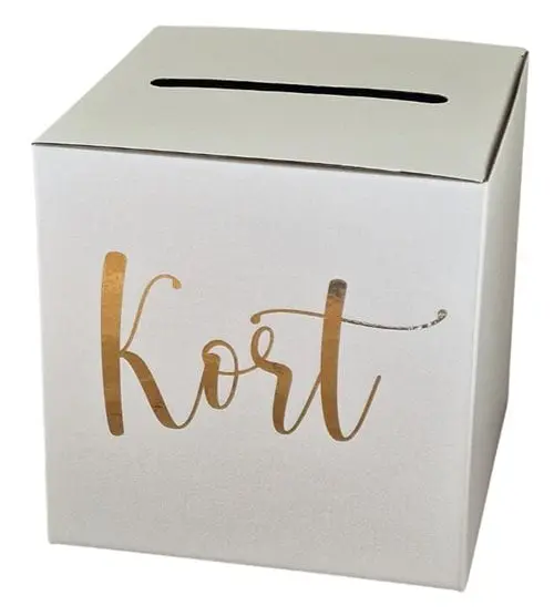 Kortlåda med guldtext "Kort"