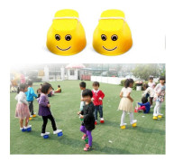 1 Pair Outdoor Plastic Balance Training Jumping Stilts Shoes for Children Walker Toy, Random Color Delivery