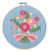 Diy Floral Hand-embroidered Material Kit Needle Thread Set med broderade Hoop First Love