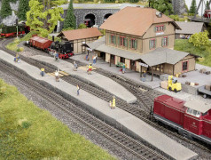 NOCH 0066015 H0 Perrongsystem för MÄRKLIN® C-spår®