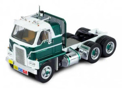 Monterade modeller - International Harvester DCOF-405 - Vit/Grön 1959 1/43 IXO