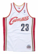 MITCHELL & amp; NESS Nba Cleveland Cavaliers 0304 Lebron James Swingman Vit T-shirt - Herr/vuxen