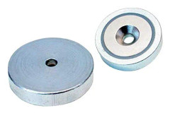Beloh magnetisk platt gripare 40,0x8,0 mm genomgående hål 5,5 mm NdFeB (BM 33.405/C)