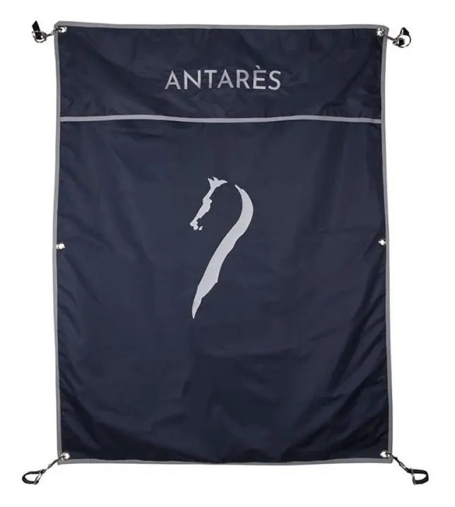 Antares låda hängande
