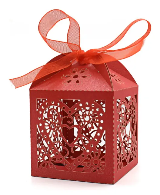 100 Pack Love Heart Laser Cut Bröllopsfest Favor Box Godispåse