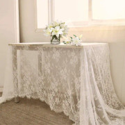 150*300cm vit vintage duk, spets