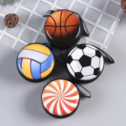 1st tecknad Crative Basketball Fotboll Volleyboll Byt sparleksaker Bärbar rund låda för barn Bästa presenterna