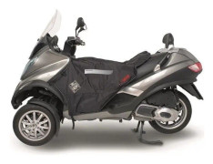 TUCANO URBANO Scooter eller anpassningsbar motorcykel R062W svart