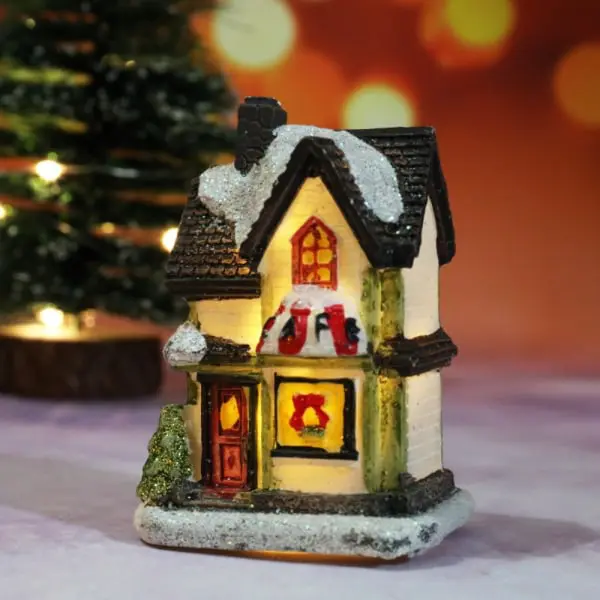 Julbelyst hus Julby E E