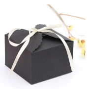 Svart presentask i kraftpapper (10-pack) - 12 x 12 x 5 cm