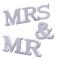 Mr & Mrs vita träbokstäver för bröllopsdekoration, bröllop