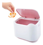 Mini skrivbordspapperskorg med lock 2,5 L/0,7 gallon plastbänk papperskorg med avtagbar inre liten papperskorg för kontor byrå sovrum (rosa)