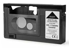 VHS-konvertering: VHS-C till VHS Plug and Play Svart
