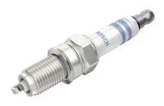 BOSCH Tändstift 0242135515 - För bensinmotor