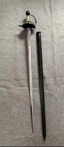 Svenska Karolinernas ryttarvärja m/1711