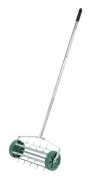 Draper Tools 450mm Spiked Drum Lawn Aerator Green