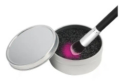 SQBB Färg Makeup Brush Clean Eye Shadow Sponge Cleaner Tool Iron Box Switch