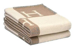 Rutiga H-filt Cashmere Blended Crochet Bärbar 135x170cmkhaki null none-WELLNGS