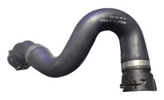 Övre kylarslang 7L8122101D 7L8 122 101 D för Audi Q7 3.0L V6 2011-2015