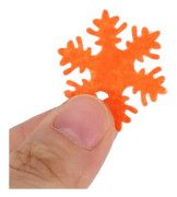 500 st snöflingor konfetti i flera färger av non-woven tyg, juldekoration