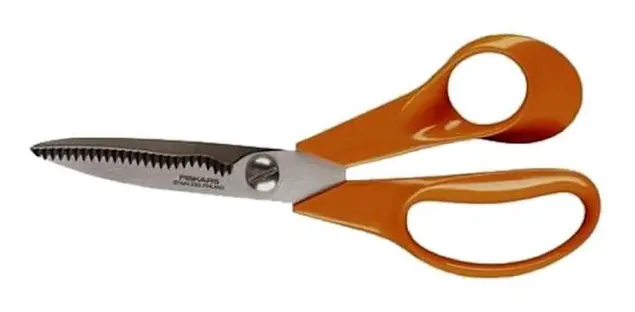FISKARS Trädgårdssax med tandade blad S92 18cm