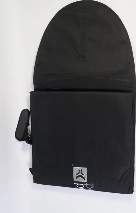 Akt Logotyp Brädväska Paddle Surf Svart