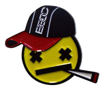 Bad Boy Chiller Crew Emoji-badge med logotyp