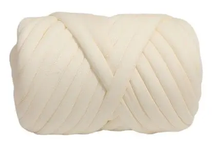 Hand- och armstickad roving – Mjölkvit
