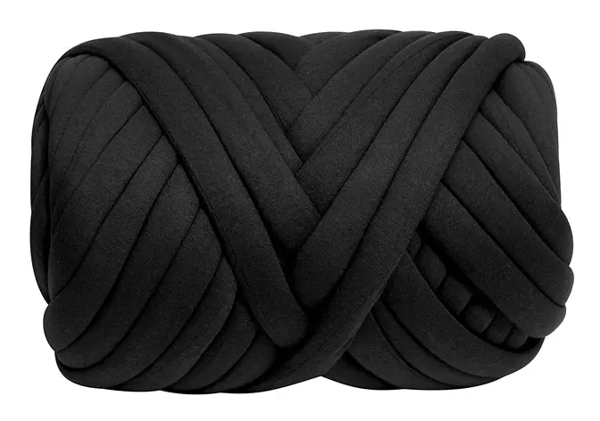 Hand- och armstickad roving – svart
