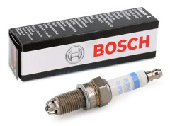 BOSCH Tändstift 0242132501 - För bensinmotor