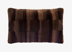 Skinnwille, Browny Kudde 40x60 cm Chocolate