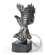Örn - skulptur, bronsbeklädd statyett, gjord av en polsk konstnär, Art-Dog varumärke