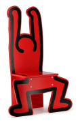 Barnstol - VILAC - Keith Haring röd - Massivt trä - Modern design