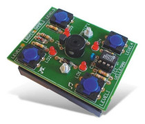 elektroniskt spel 50 x 65 mm grönt