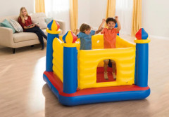 Uppblåsbar studsmatta Slott för barn 174 x 174 x 135 cm 48259 INTEX