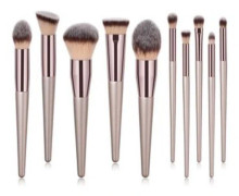10 exclusive makeup brushes of the best quality