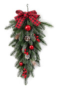 Christmas Teardrop girlander Julbarr med plädbåge, röda bär och tallkottedörr grön/röd
