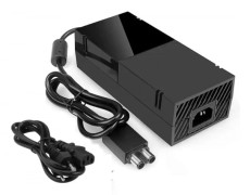 Xbox One AC-adapter 100-240V 220W inkl. strömkabel